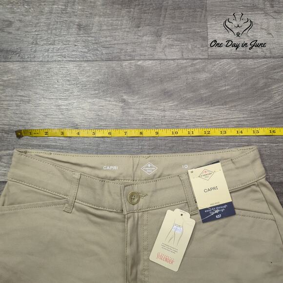 St. John's Bay Mid Rise Capri Pants Size 10 - Picture 3 of 6